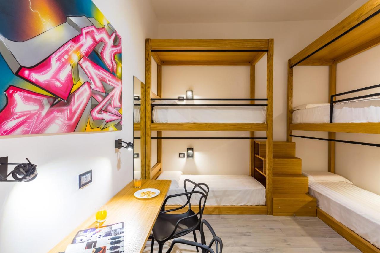 Napoli Street Art Rooms By Wonderful Italy Exterior photo